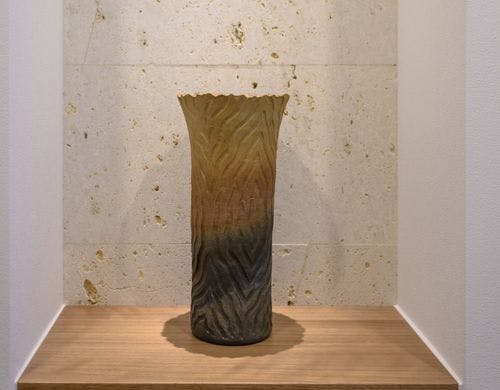 エントランス壺