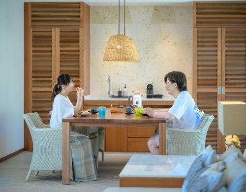 ダイニング朝食