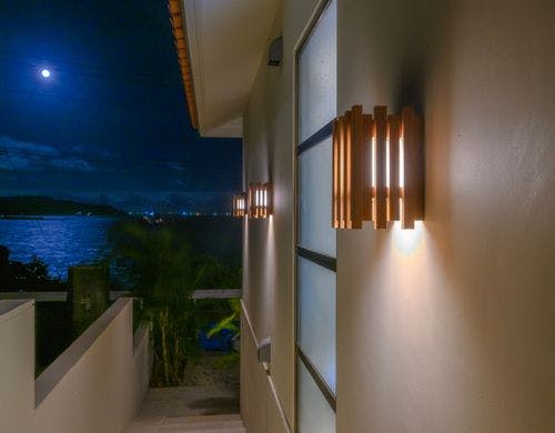 エントランス夜