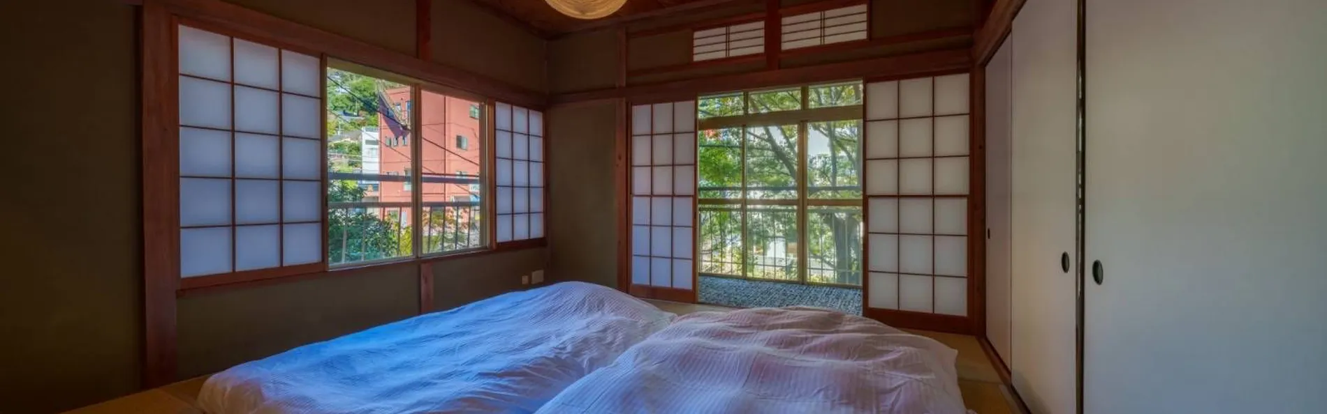 THE BENIYA 湯河原