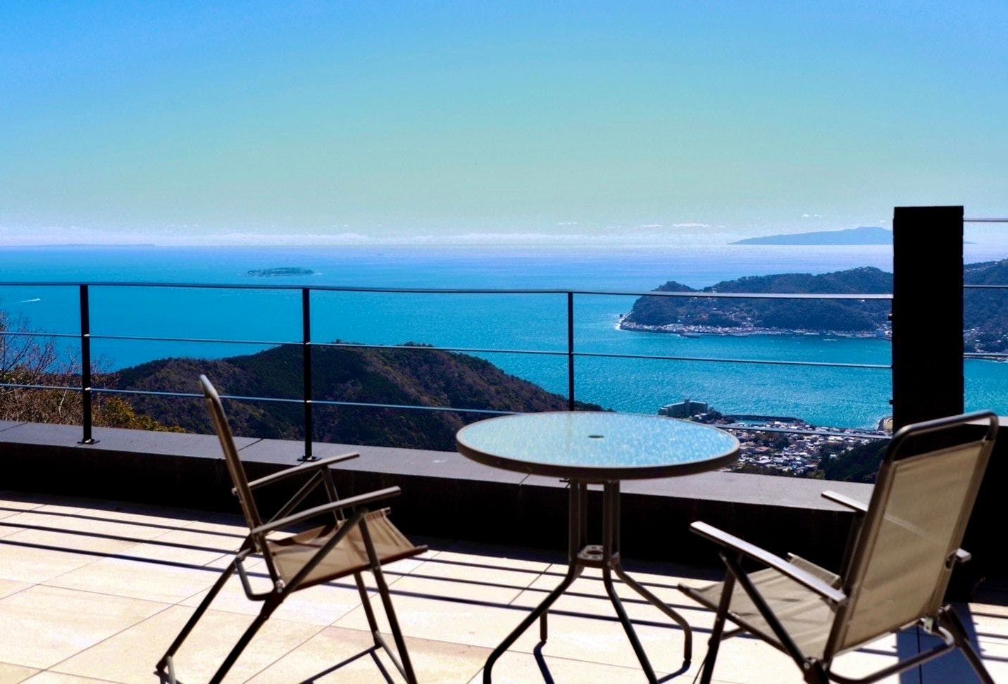 ชั้น 2 ระเบียง