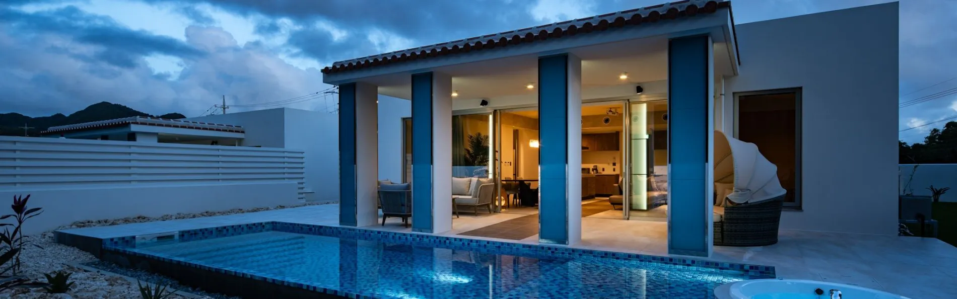 pool villa Sanrriott Okinawa Motobu