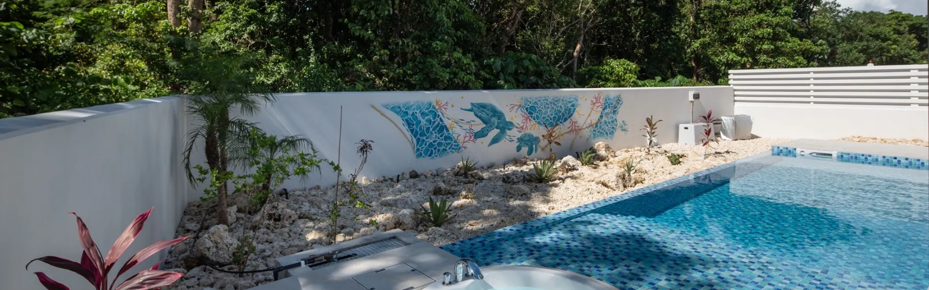 pool villa Sanrriott Okinawa Motobu