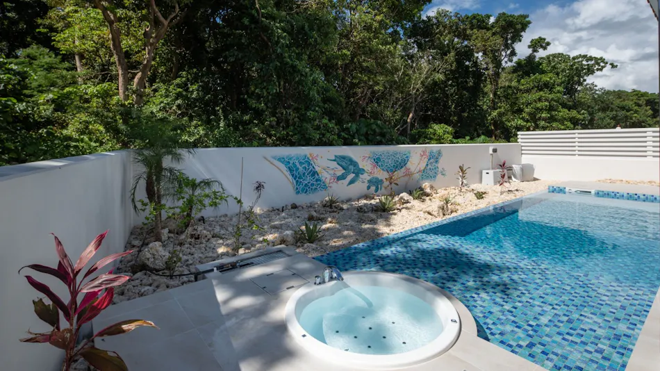 pool villa Sanrriott Okinawa Motobu