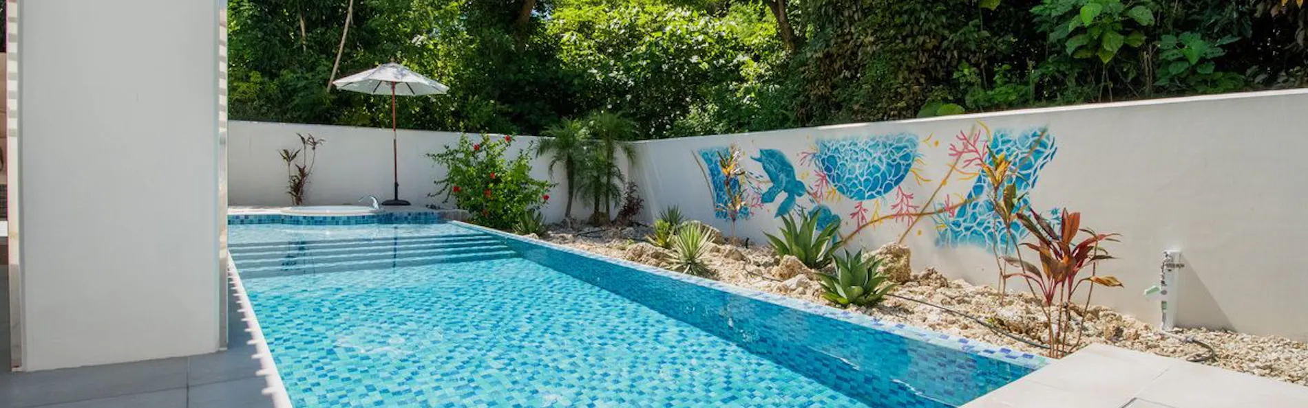 pool villa Sanrriott Okinawa Motobu