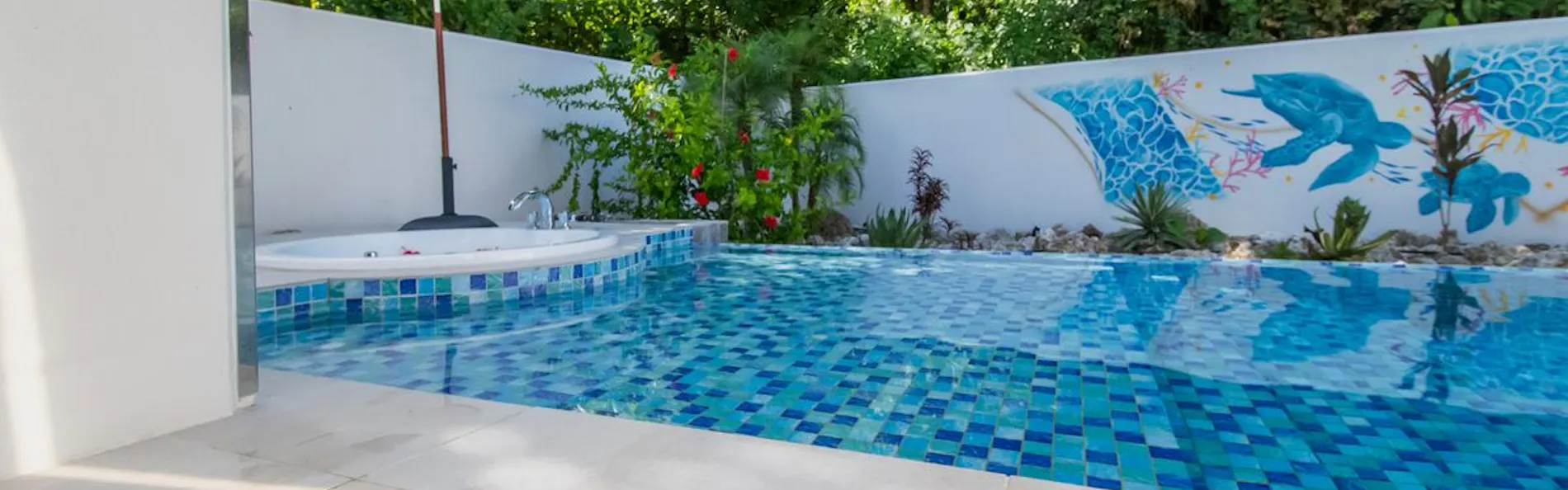 pool villa Sanrriott Okinawa Motobu