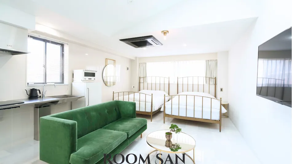 THE ROOT2 HOTEL