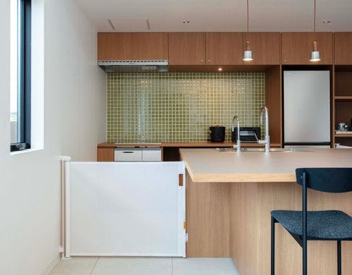 キッチンやＢＢＱスペースに進入防止柵