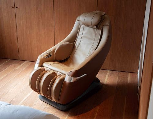 ベッドルームのマッサージチェア
