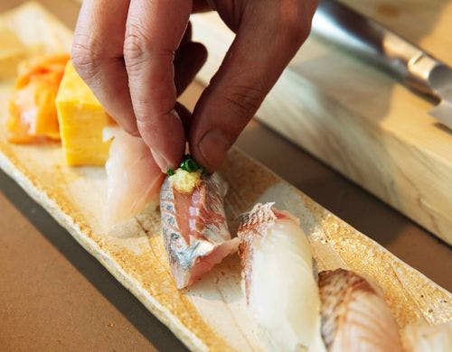 出張鮨ご紹介。別途出張料1万～。水定休。