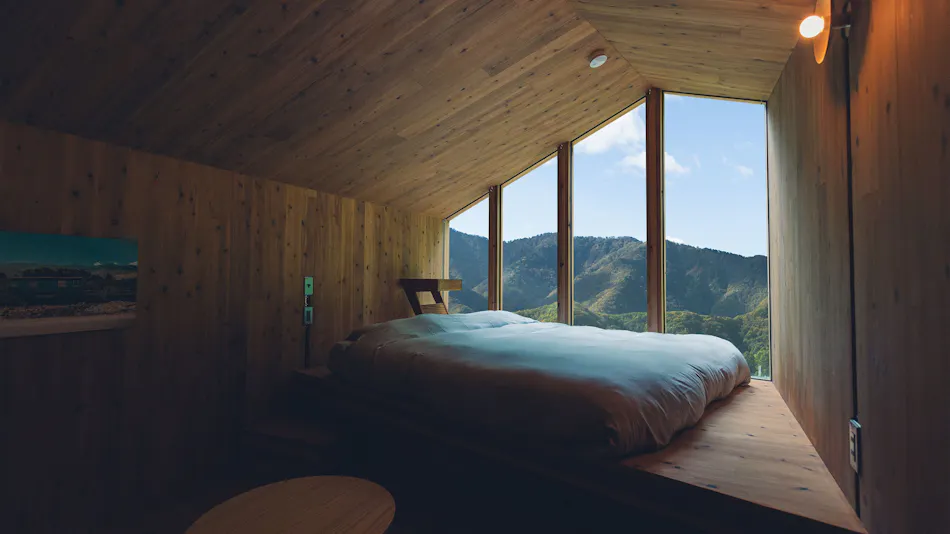 Earthboat Minakami Fujiwara