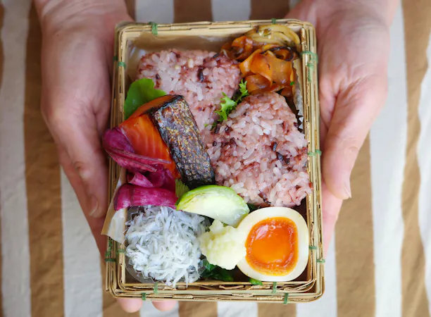 朝の島弁当