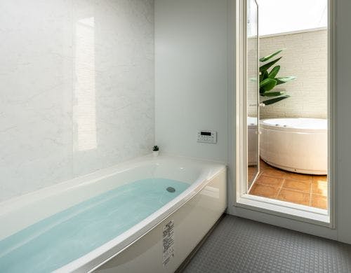 NI-ニ-（バスルーム）