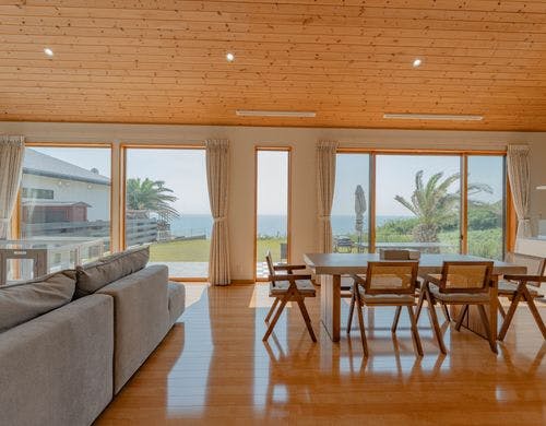 リビングダイニング