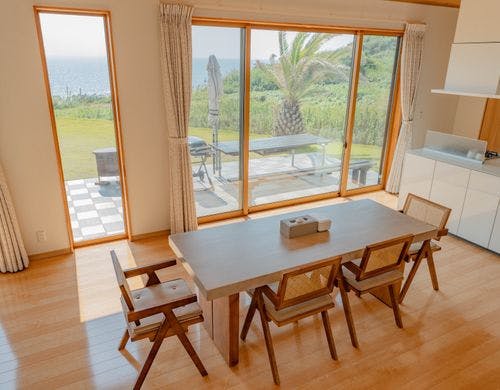 リビングダイニング