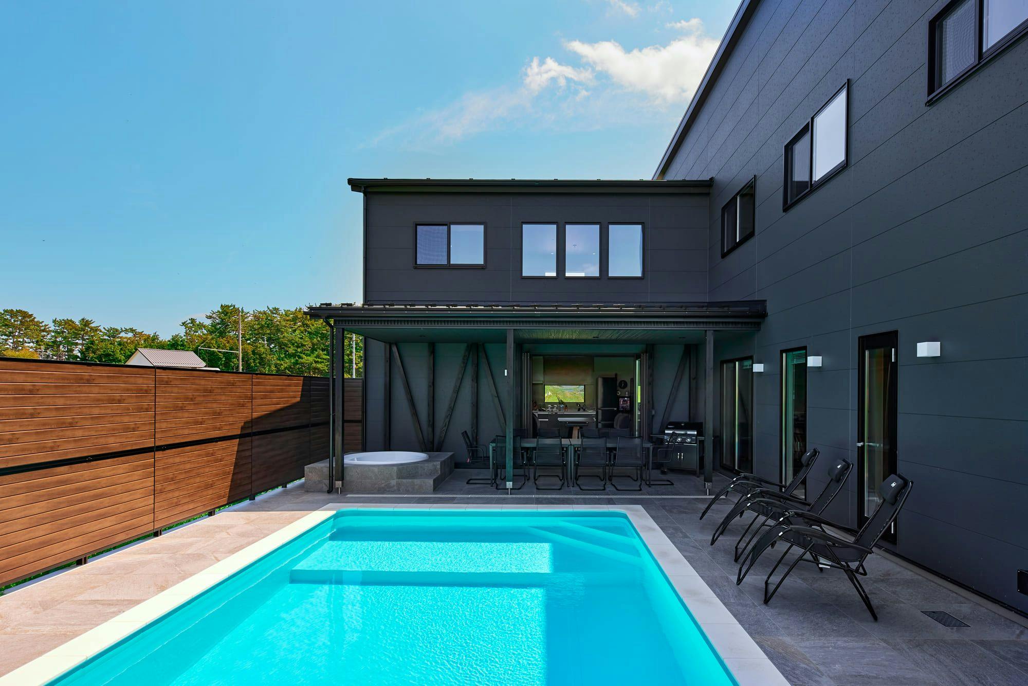 พูลวิลล่า ริ พร้อมสระว่ายน้ำ