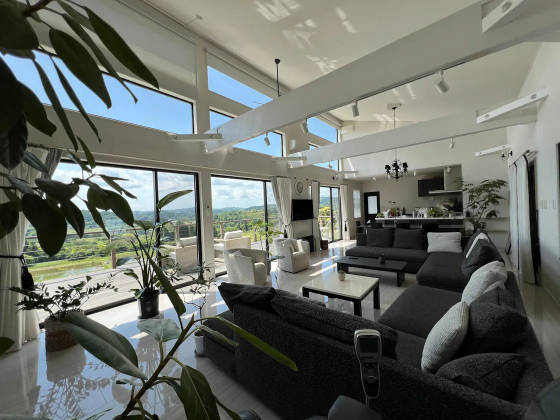 Horizon Lounge & Terrace