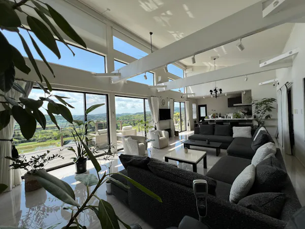 Horizon Lounge & Terrace