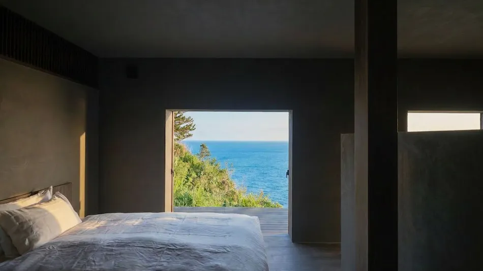 Cliff Cabin