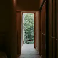 通往洞之汤的走廊