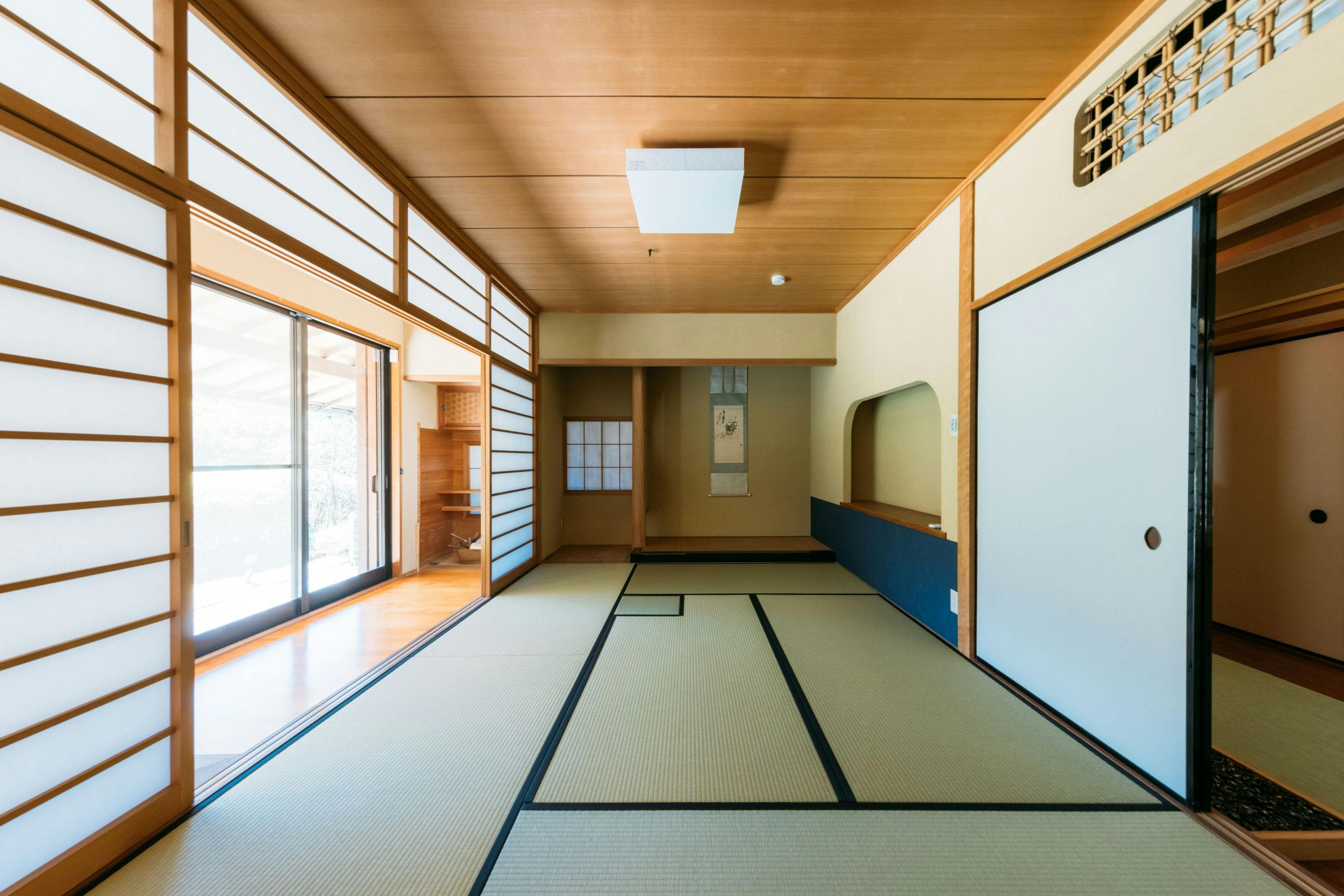 TOBARI BETTEI