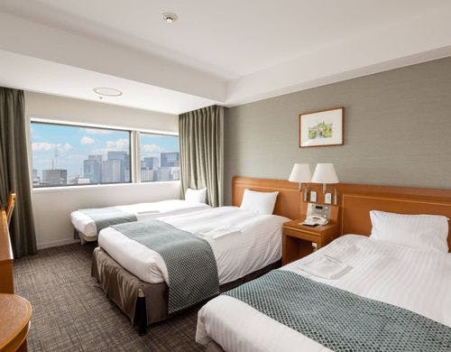 ガウン（客室）