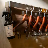 客室(ハンガー)