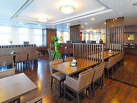 朝食会場