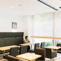 ラウンジイメージ