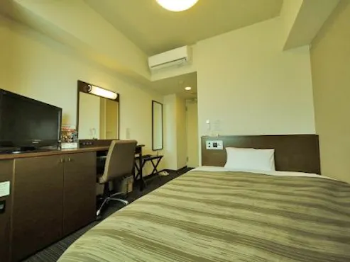 ベッドサイズ140×196(cm)