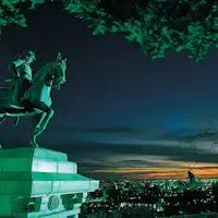 Date Masamune Statue (Photo provided by Miyagi Prefecture Tourism Division)