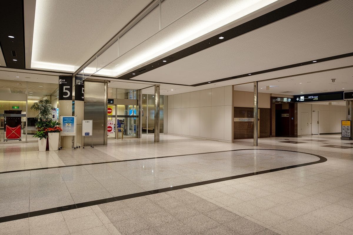 호텔 국내선 1층 입구