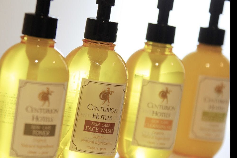 แบรนด์เครื่องสำอางออร์แกนิกของเรา