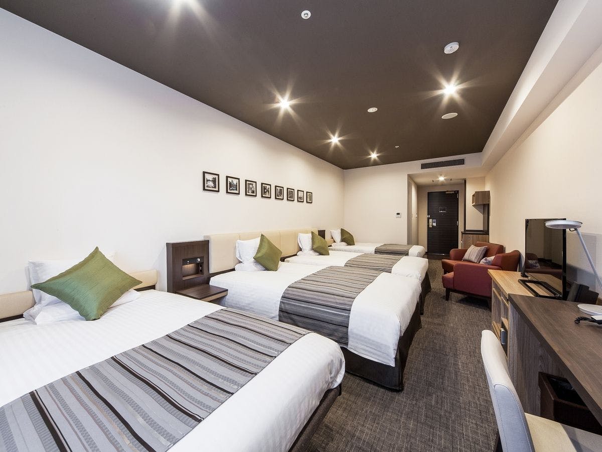 แกรนด์ดีลักซ์โฟร์