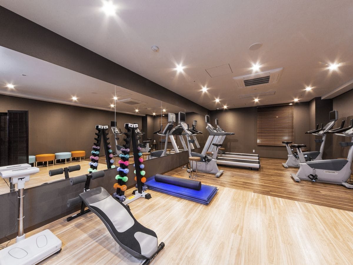 ฟิตเนส (ฟรีสำหรับผู้เข้าพักที่พัก)