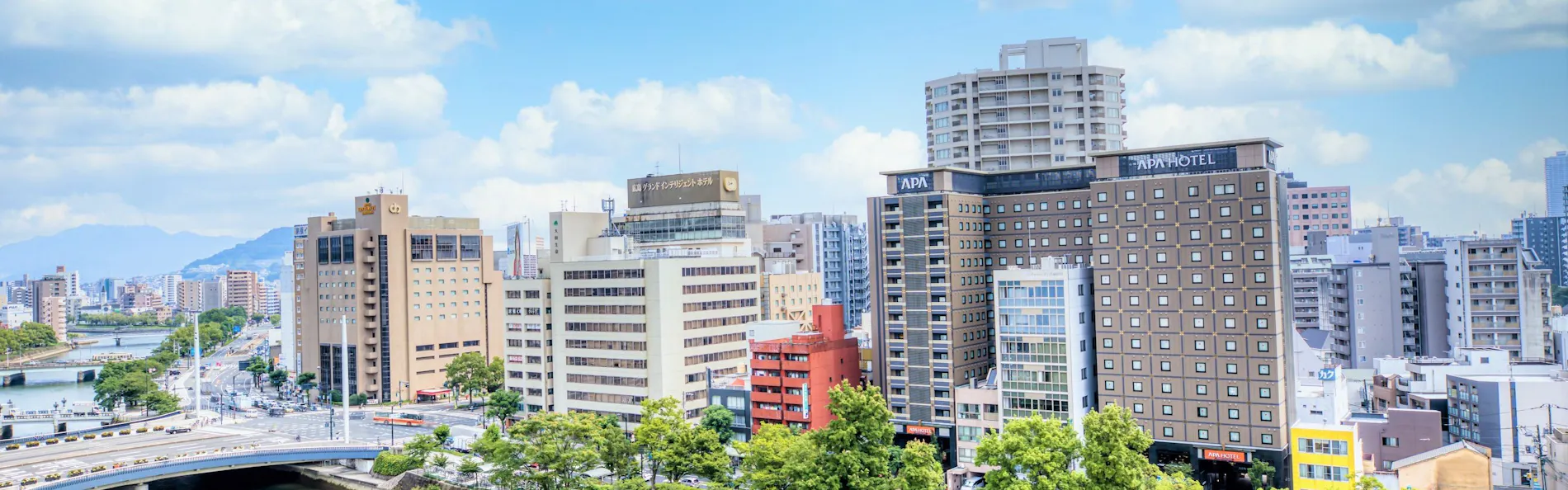 アパホテル〈広島駅前大橋〉