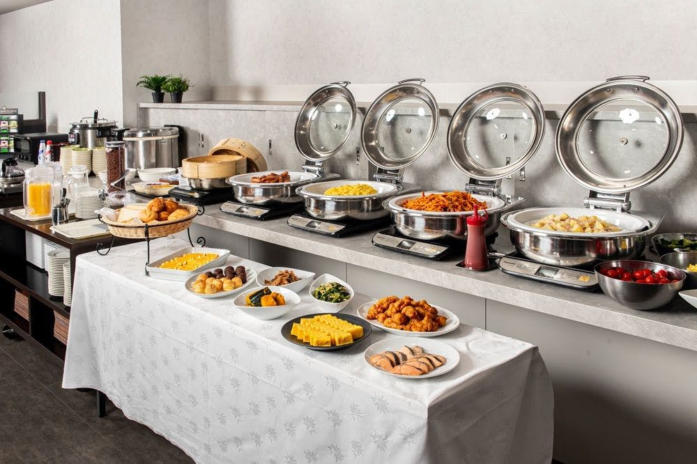 朝食バイキング