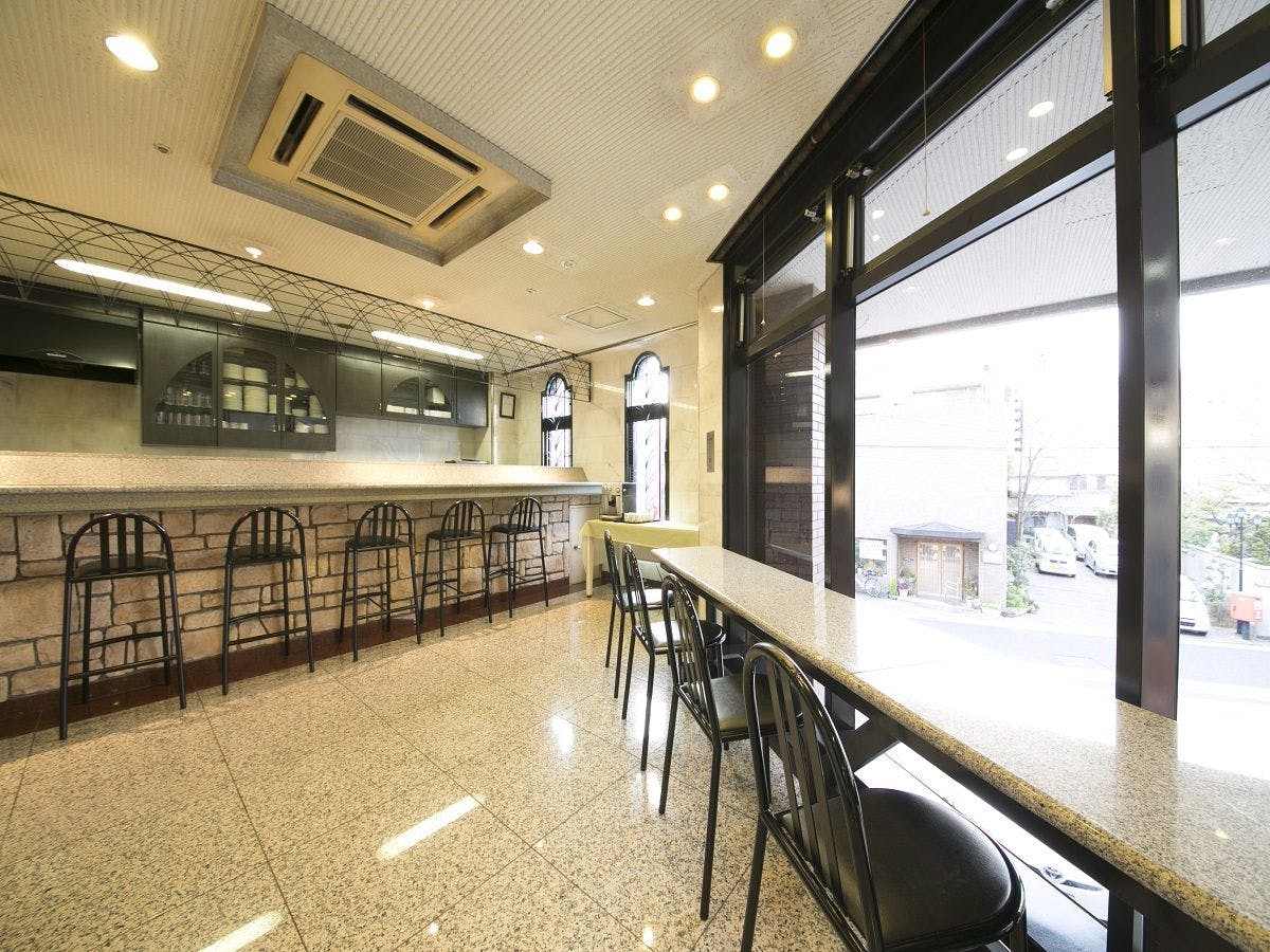 ティーラウンジ「ラベンダー」