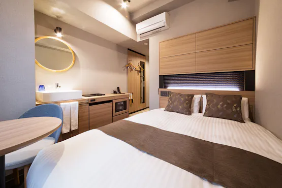 นี่คือตัวอย่างภาพของห้องพัก.