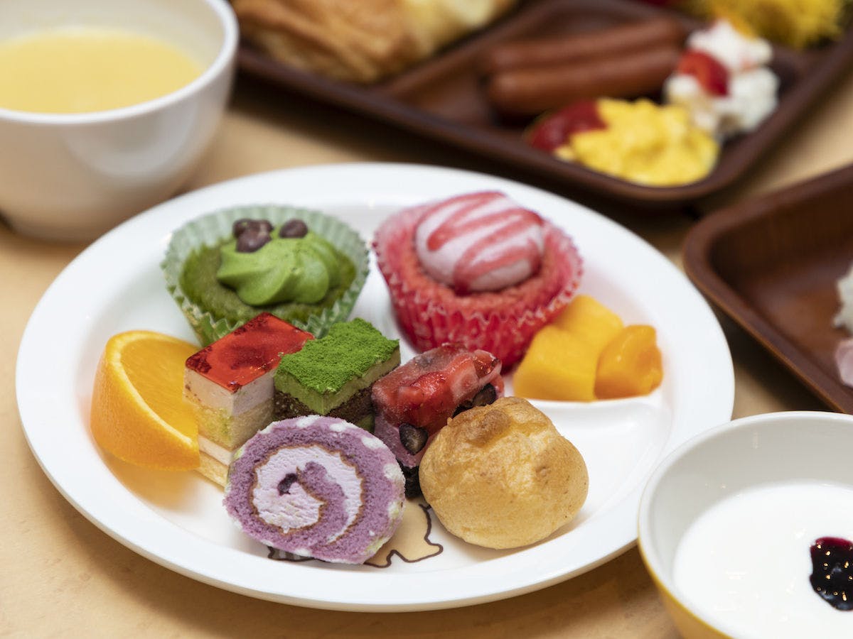 朝食バイキング一例