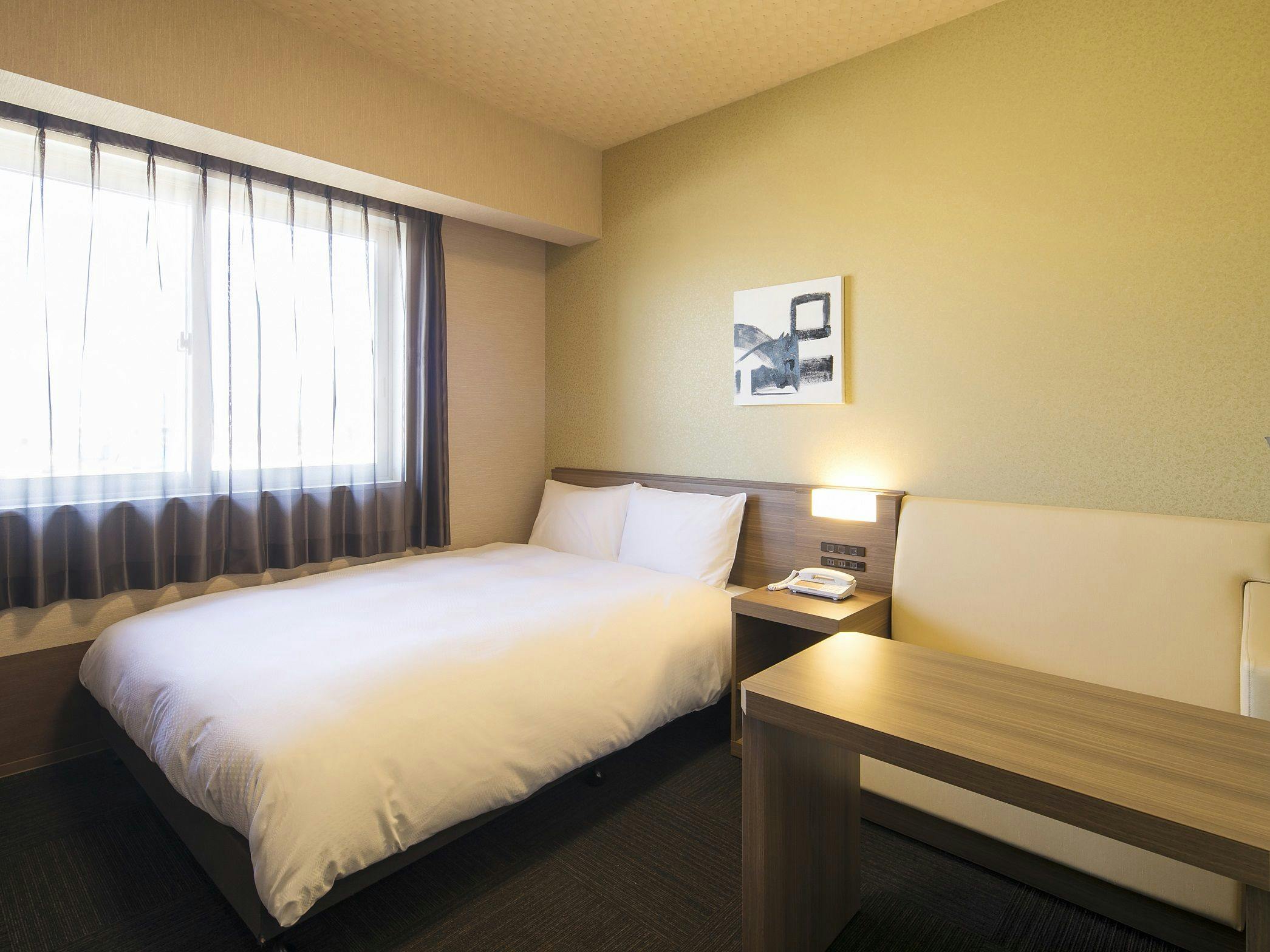 <客房> 本館半雙人房（17.7 平方公尺）