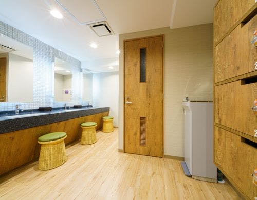 脱衣所は清潔感のある過ごしやすい空間