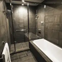 デラックススイートのバスルームです