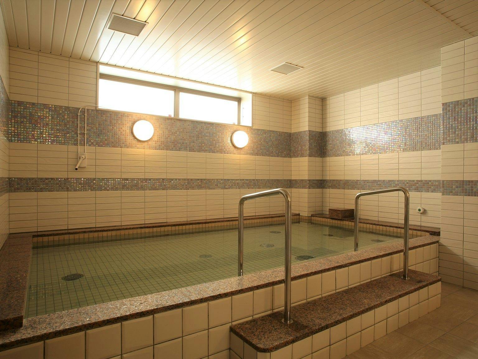 グリーンリッチホテル＆カプセル那覇（人工温泉 二股湯の華）