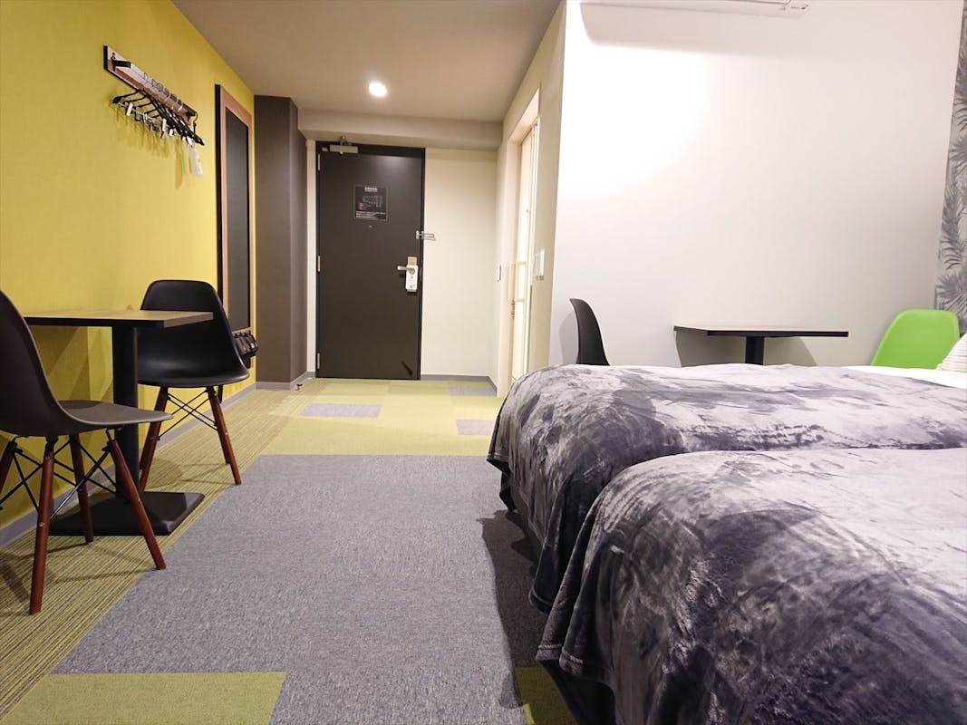 【グリーンリッチホテル沖縄名護(人工温泉 二股湯の華)】ユニバーサルツイン(最大4名・26平米)