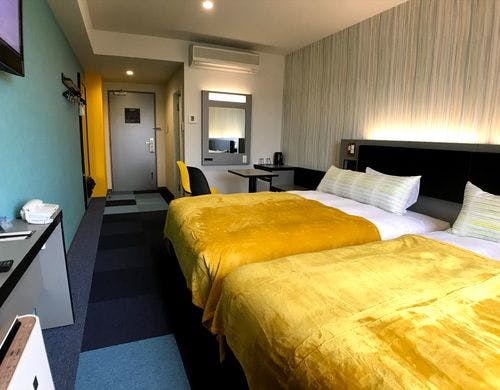 23平米・130cmベッド×2台