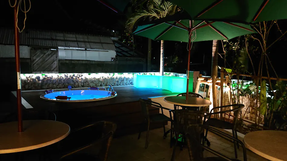 Green Rich Hotel Okinawa Nago (Artificial Hot Spring Futamata Yunohana)