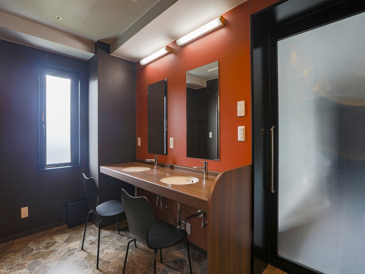 【ห้องอาบน้ำ】ห้องอาบน้ำสำหรับผู้หญิงและพื้นที่เปลี่ยนเสื้อผ้า