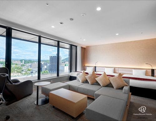 ジュニアスイート・フォース(6号室)