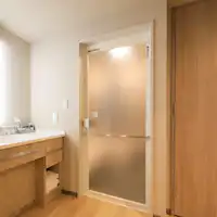 デラックスダブルルームの洗面台